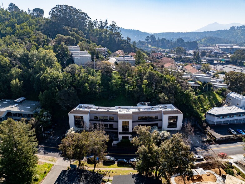 Primary Photo Of 24 Professional Center Pky, San Rafael Medical For Sale