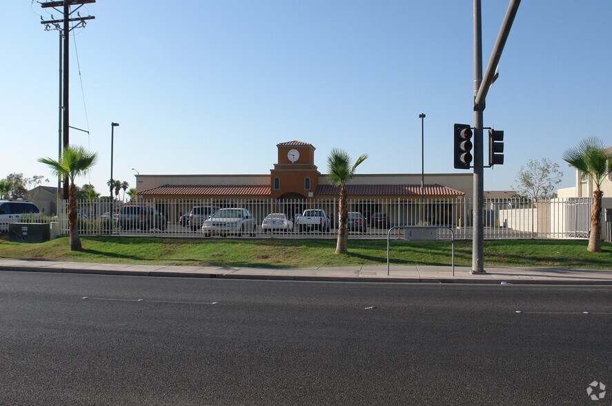 More Photos Of 801 E Birch St, Calexico General Retail For Sale
