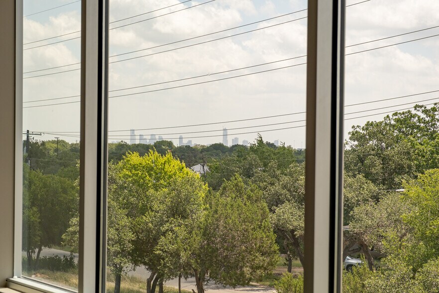 More Photos Of 5920 W William Cannon Dr, Austin Medical For Sale