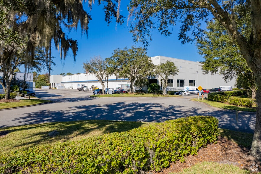 More Photos Of 8600-8655 Elm Fair Blvd, Tampa Unknown For Lease