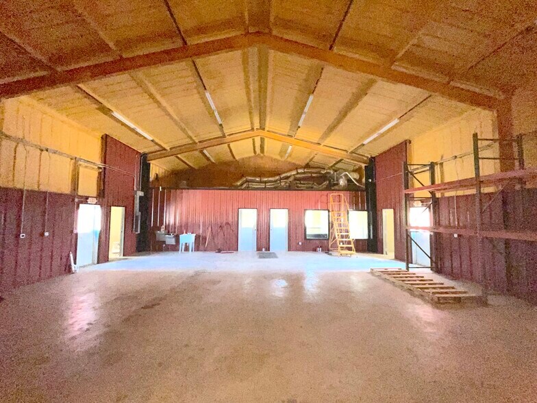 More Photos Of 9606 Interstate 20, Eastland Light Manufacturing For Sale