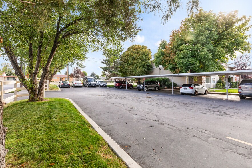 More Photos Of 221 E Fort Union Blvd, Midvale Apartments For Sale