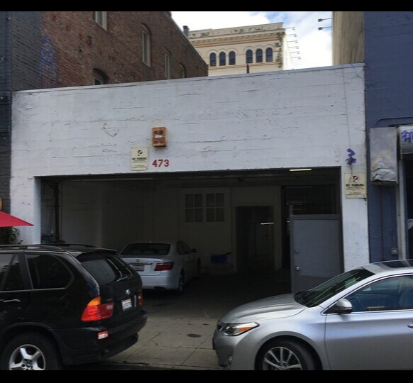 More Photos Of 968 Mission St, San Francisco Warehouse For Lease