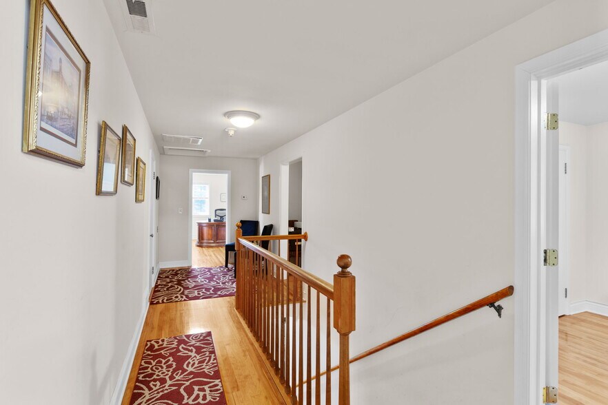 More Photos Of 2352 Jefferson Hwy, Waynesboro Office For Lease