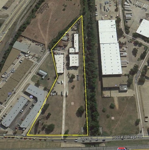 More Photos Of 1035 N Interstate 35 E, Carrollton Light Manufacturing For Lease