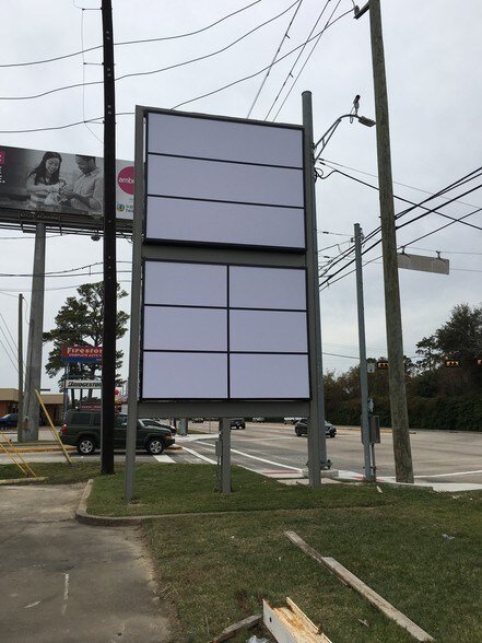 More Photos Of 6127-6163 W FM-1960, Houston Unknown For Lease