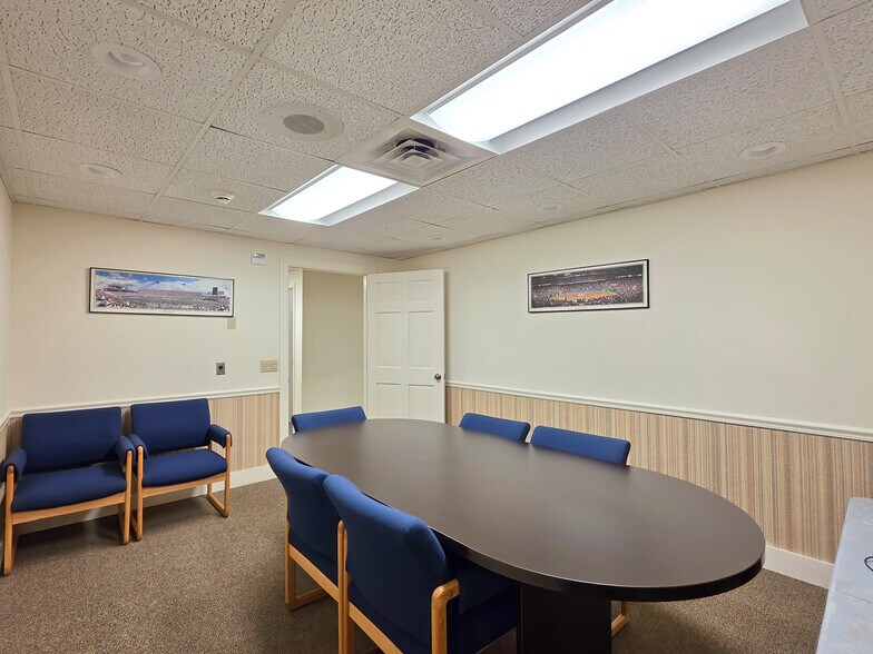 More Photos Of 338 E Montpelier Rd, Barre Town Office For Sale