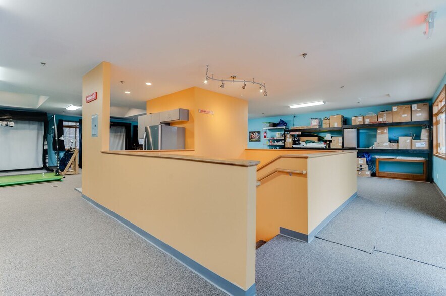 More Photos Of 11979 Cr-11, Burnsville Office For Sale