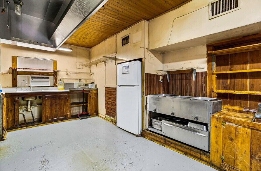 More Photos Of 360 Bill Garsee rd, Moscow Specialty For Sale