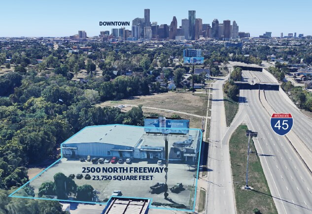 More Photos Of 2500 North Fwy, Houston Freestanding For Lease