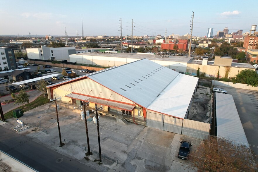 More Photos Of 19940 I-37, Elmendorf Warehouse For Lease