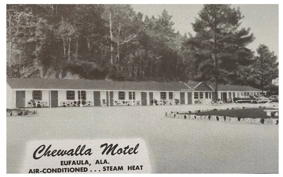 More Photos Of 1010 N Eufaula Ave, Eufaula Hotel For Sale