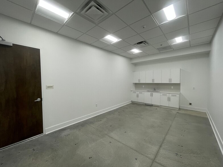 More Photos Of 4851 W Atlantic Blvd, Coconut Creek Unknown For Lease