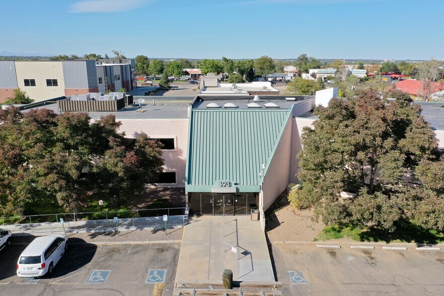 More Photos Of 393 S Harlan St, Lakewood Medical For Lease
