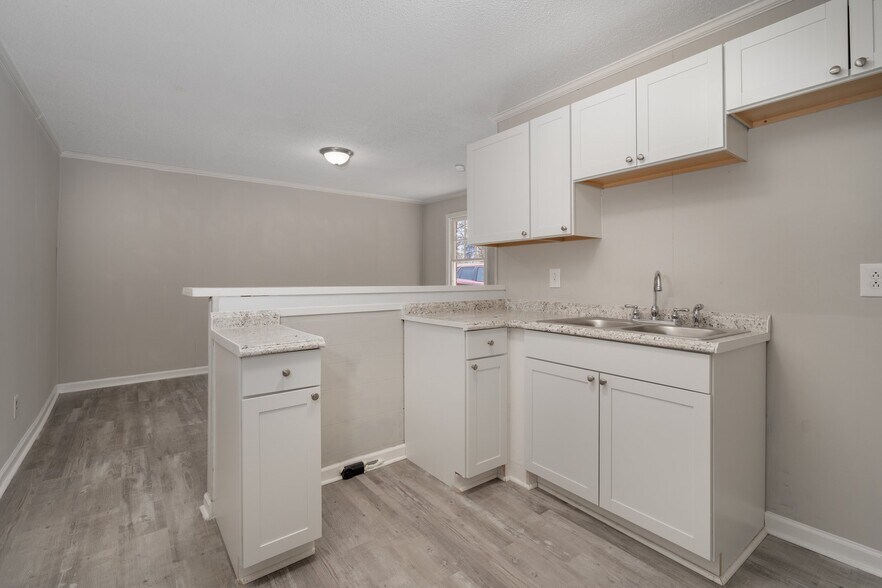 More Photos Of 916 E Raleigh Blvd, Rocky Mount Apartments For Sale