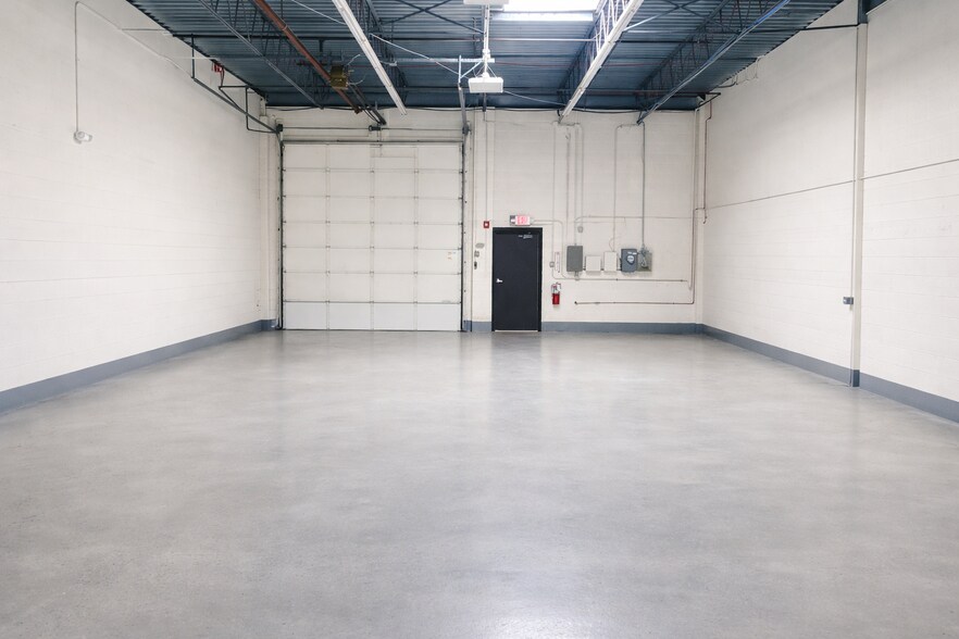Primary Photo Of 1941-2019 Johns Dr, Glenview Warehouse For Lease