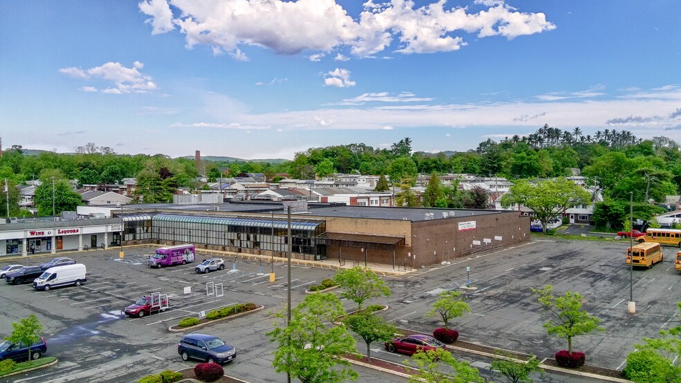 More Photos Of 45 S Route 9W, West Haverstraw Unknown For Lease