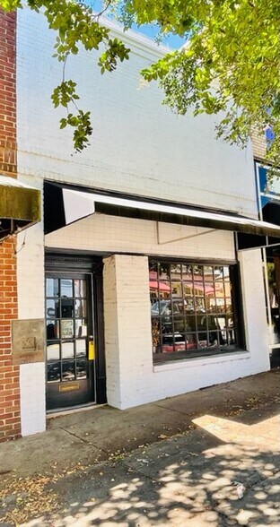 More Photos Of 107 N Churton St, Hillsborough Storefront For Lease