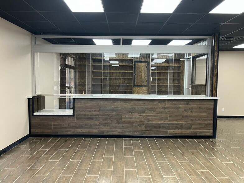 More Photos Of 1117 Floyd Rd, Columbus Convenience Store For Sale