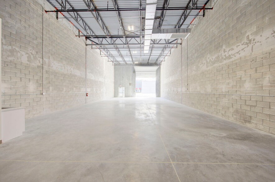 More Photos Of 1750 SE 38th Ave, Homestead Warehouse For Lease