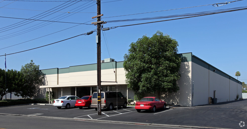 Primary Photo Of 1335 S Claudina St, Anaheim Warehouse For Lease