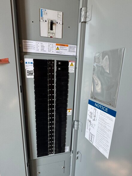 More Photos Of 725 Main St, Lafayette Storefront For Sale