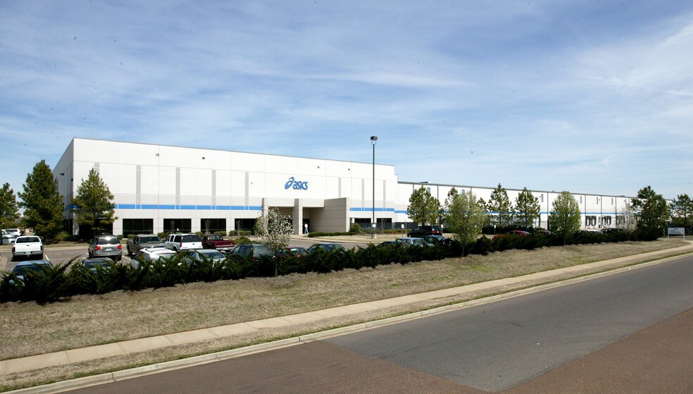 More Photos Of 262 Marathon Way, Southaven Warehouse For Lease