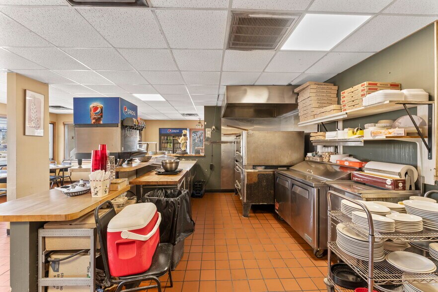 More Photos Of 1850 John Fries Hwy, Quakertown Restaurant For Sale