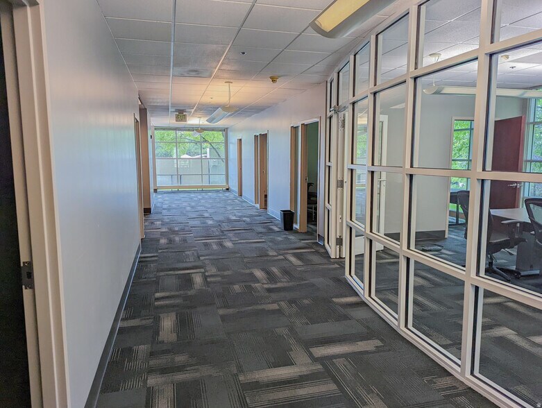 More Photos Of 1011 W 400 N, Logan Office For Lease