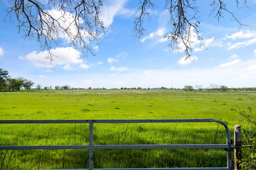 More Photos Of 5560 County Road 1202 rd, Cleburne Land For Sale
