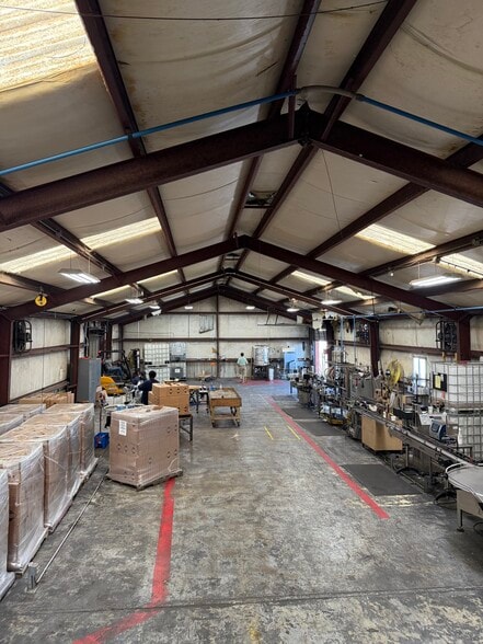 More Photos Of 7403 Wright Rd, Houston Manufacturing For Lease