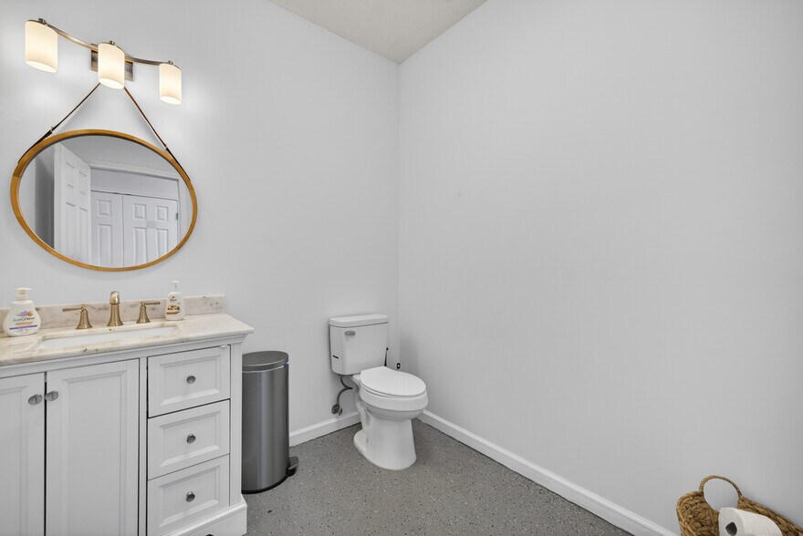 More Photos Of 1250 Warehouse Row W, Fort Payne Industrial For Sale