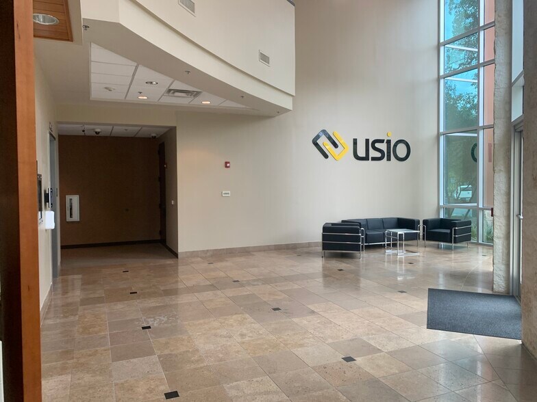 More Photos Of 3611 Paesanos Pky, San Antonio Office For Lease