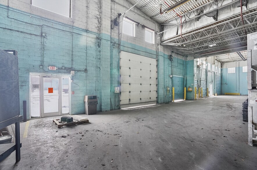 More Photos Of 8525 Clinton Rd, Brooklyn Warehouse For Sale