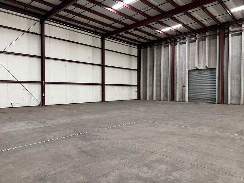More Photos Of 450 E 2200 S, Salt Lake City Warehouse For Lease