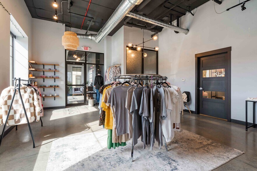 More Photos Of 420 12th Ave SE, Cedar Rapids Office Residential For Sale