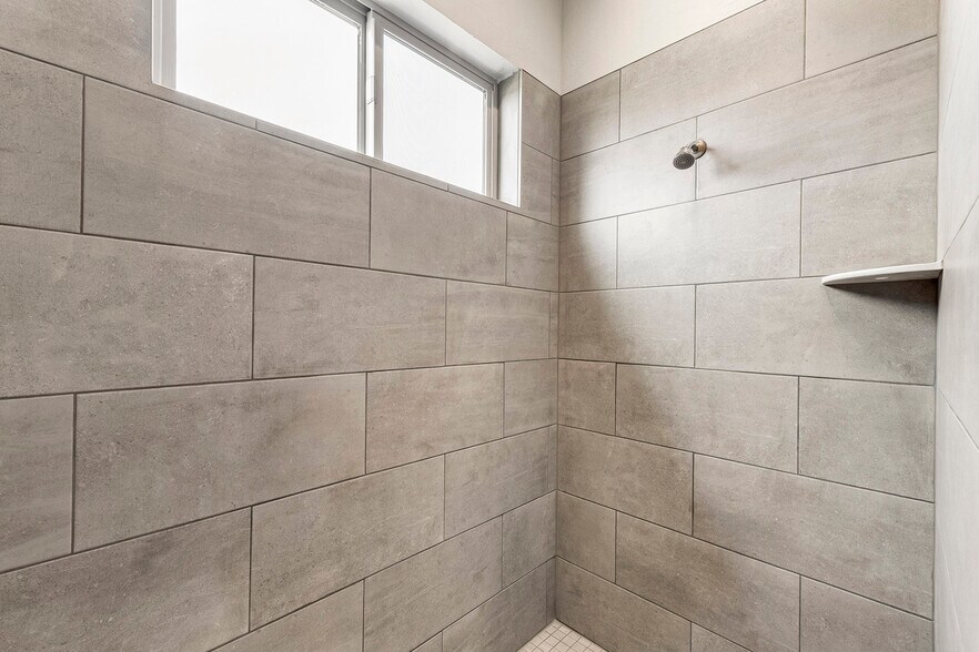 More Photos Of 4002 Boyer rd, Sandpoint Self Storage For Sale