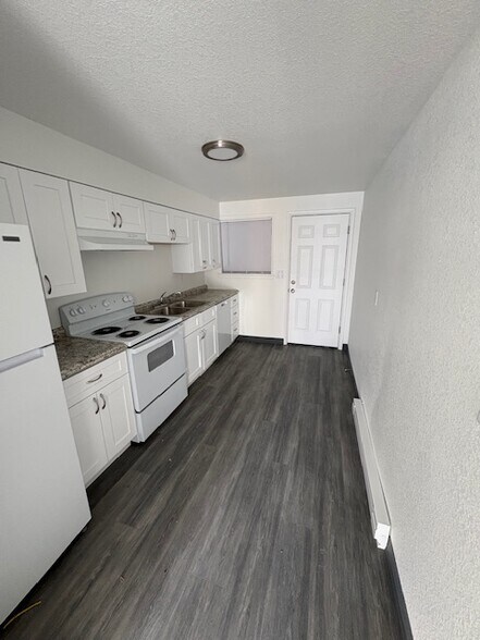 More Photos Of 9493 W 14th Ave, Lakewood Apartments For Sale