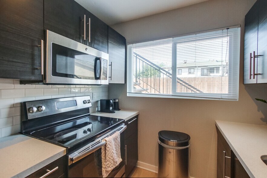 More Photos Of 4344 Van Dyke Ave, San Diego Apartments For Sale