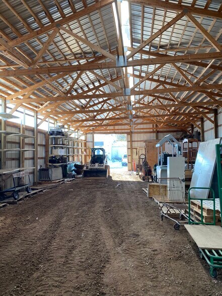 More Photos Of 4749 Hermantown Rd, Hermantown Garden Center For Lease