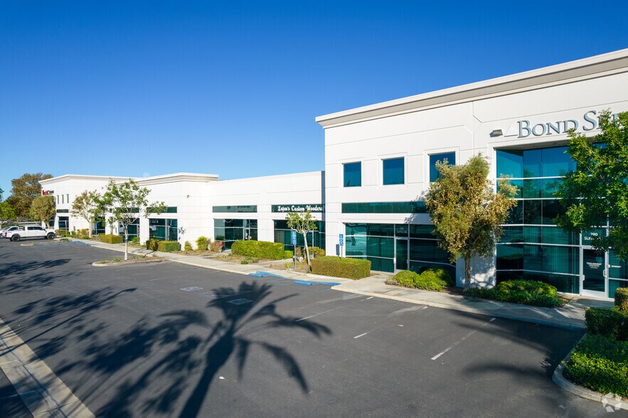 More Photos Of 290 W Orange Show Rd, San Bernardino Warehouse For Sale