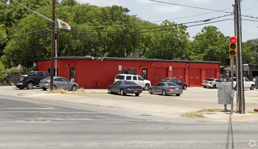 More Photos Of 1402 Hether St, Austin Office For Lease