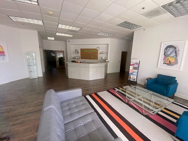 More Photos Of 5908 Breckenridge Pky, Tampa Research And Development For Sale