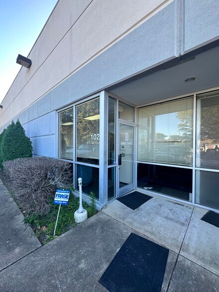 More Photos Of 7531 E Bartlett Corp Cv, Memphis Flex For Lease