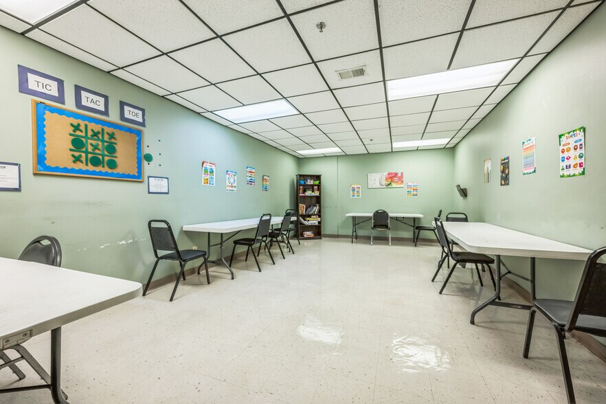 More Photos Of 2169 Commerce Blvd, Irondale Office For Sale