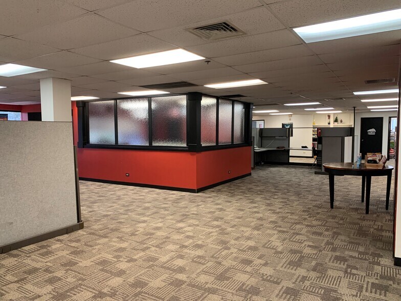 More Photos Of 600 Kahelu Ave, Mililani Warehouse For Lease