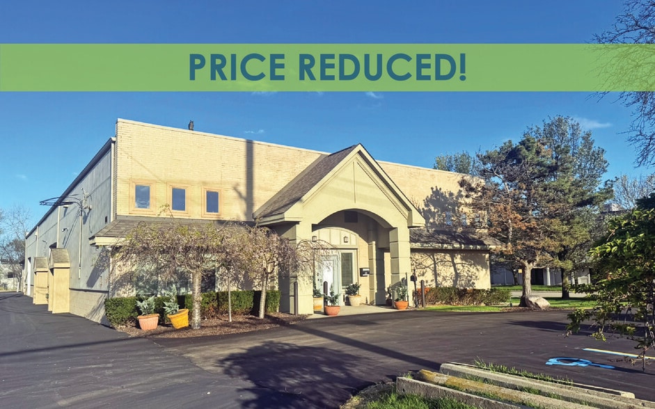 Primary Photo Of 1438 N Crooks Rd, Clawson Warehouse For Sale