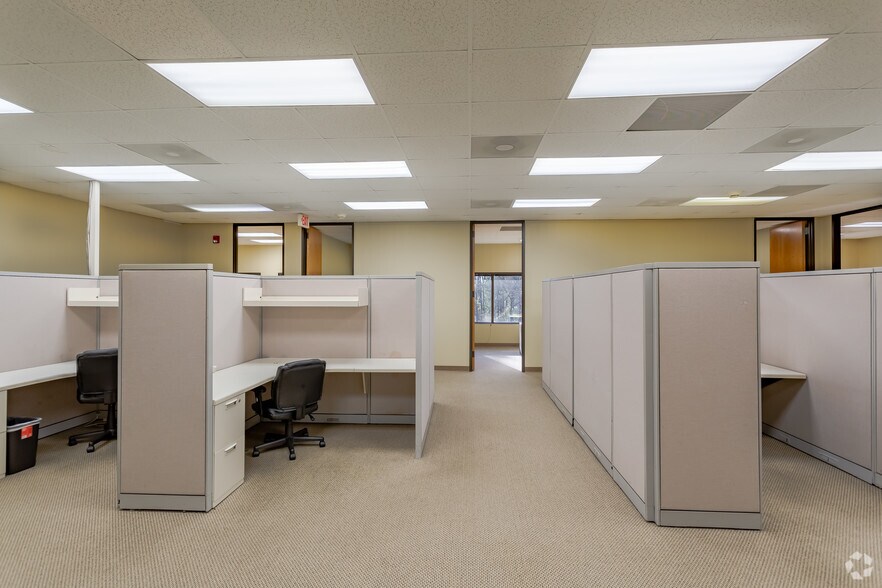 More Photos Of 3109 Poplarwood Ct, Raleigh Office For Lease