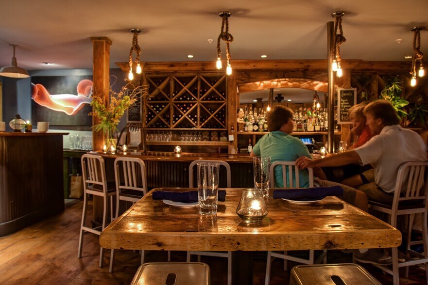 More Photos Of 173 Port Rd, Kennebunk Freestanding For Sale