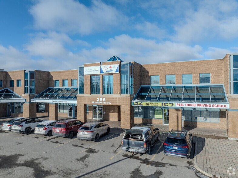 More Photos Of 243-263 Woodlawn Rd W, Guelph Storefront Retail Office For Lease